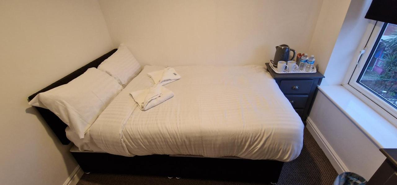 Self Check In Apartment Донкастер Экстерьер фото